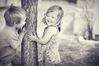 boy-girl-playing