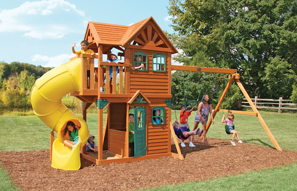 Kids outdoor play equipment