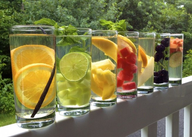 Reasons to Use Healthy Water Flavor Enhancers – ReasonsTo.com.au