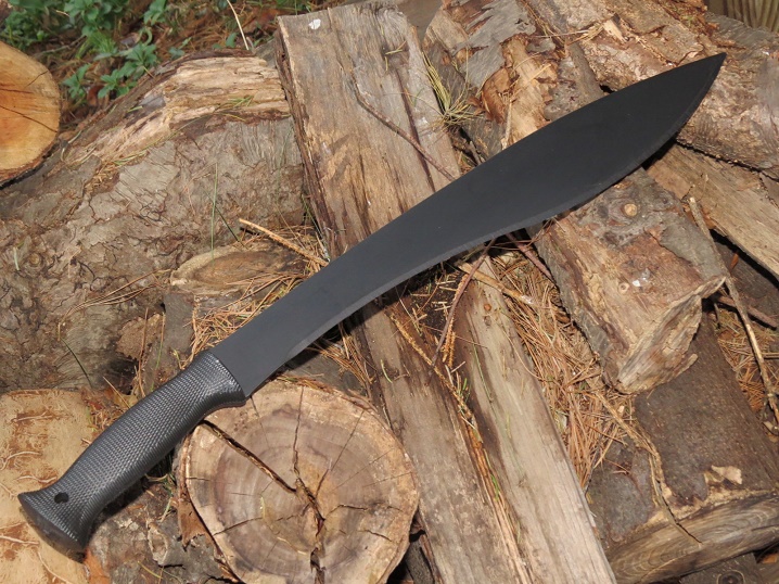 machete