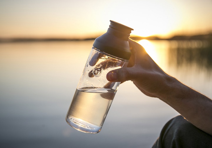 glass water bottle