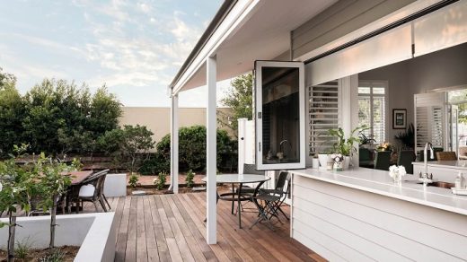 deck in Hamptons style