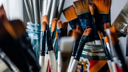 various types of art paintbrushes