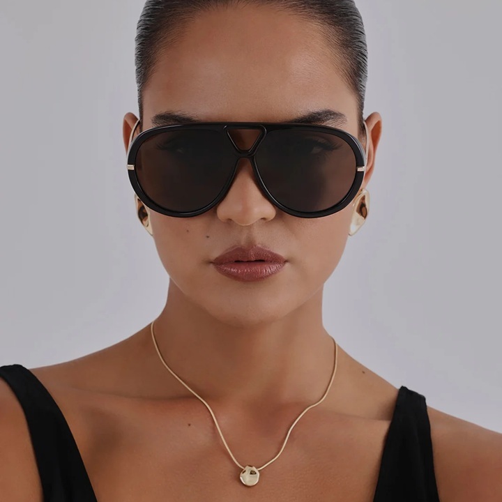 zuri necklace